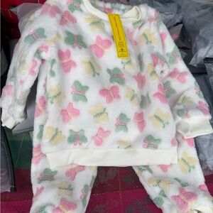 Cozy Kids Pajamas with Butterfly Print